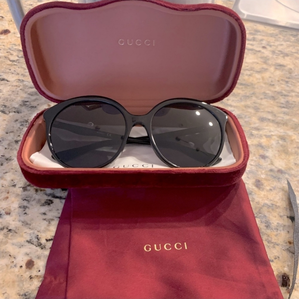 💥Gucci Sunglasses 💥